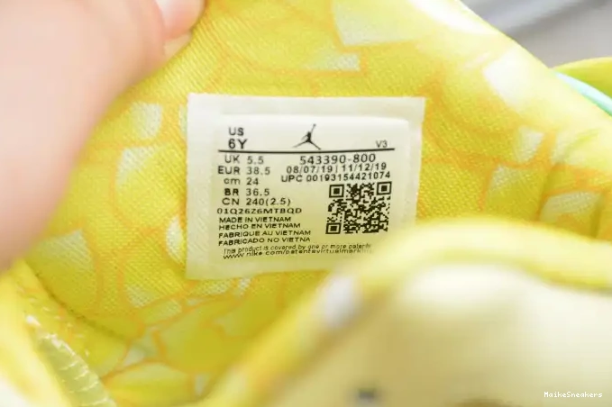 MaikeSneakers Floral (GS) Jordan 6 Yellow 543390-800 Dynamic Retro Air 0426